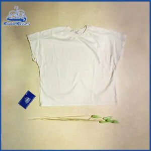 Alternative view of Korean Boys & Girls Round-Neck Short-Sleeve T-Shirt (White / Beige)